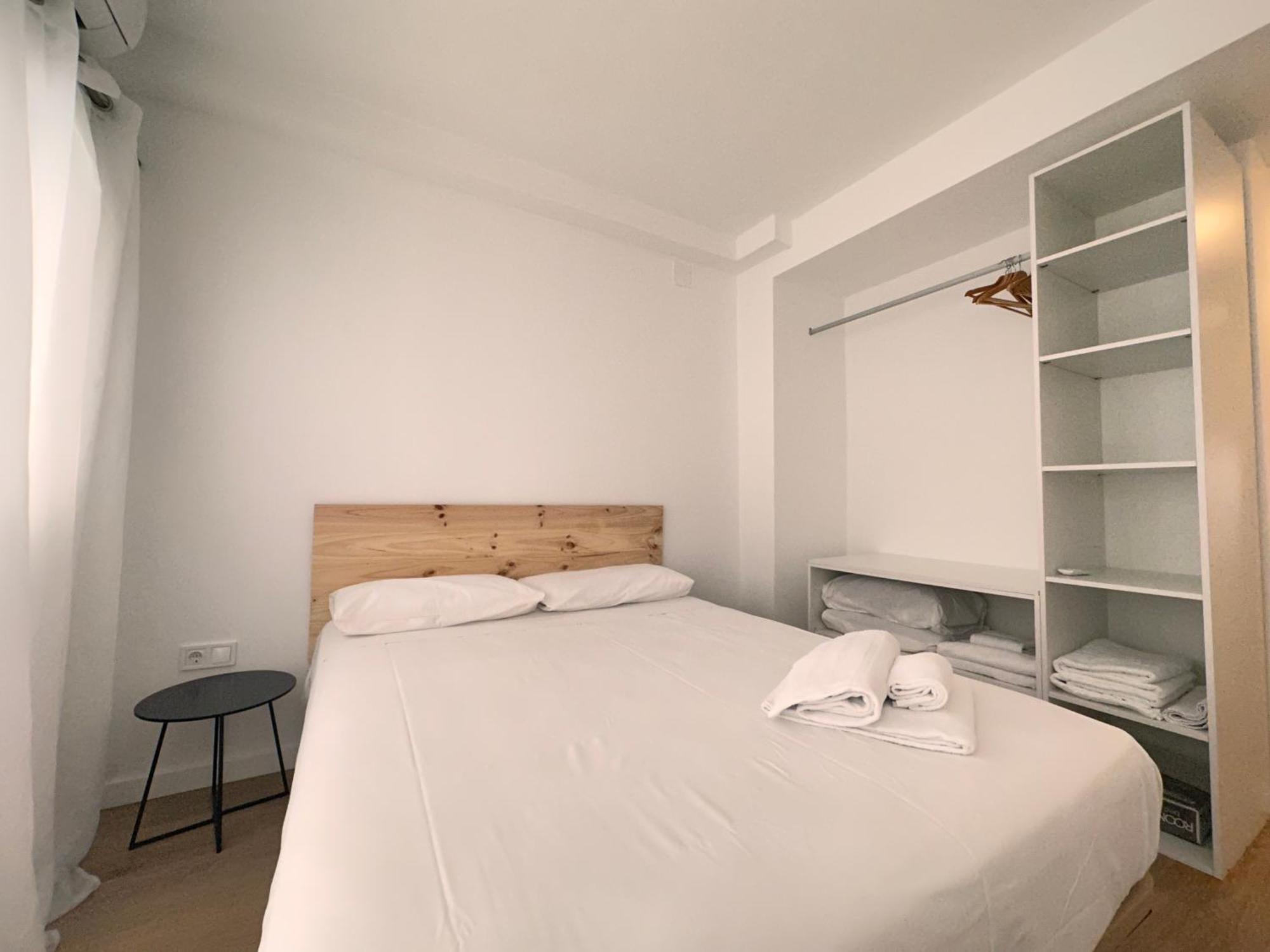 Artes Y Oficios Apartaments Ab Valencia Luaran gambar