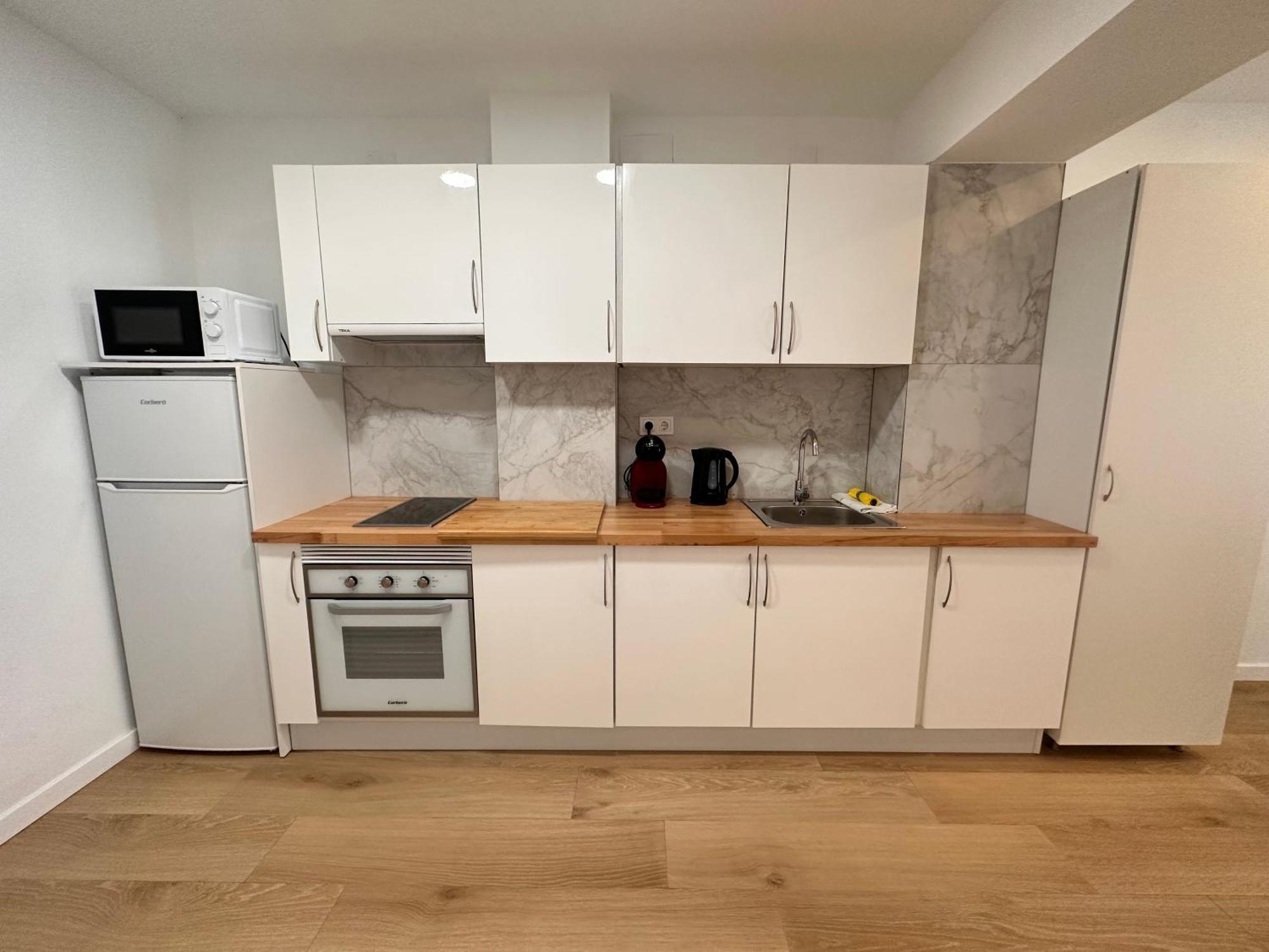 Artes Y Oficios Apartaments Ab Valencia Luaran gambar